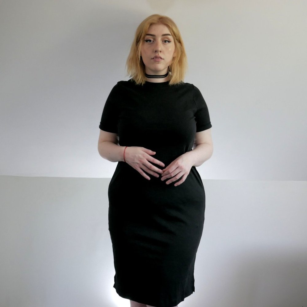 a new day crew neck black tee dress M